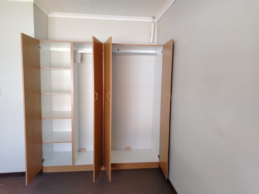 2 Bedroom Property for Sale in Meiringspark North West